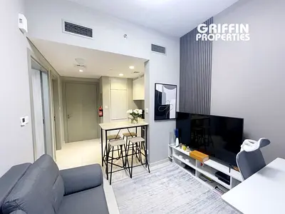 Spacious Apartment | Pool View | Best Price