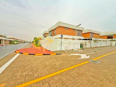 فيلا مستقلة زاوية | مفروشة | قريبة من الخدمات