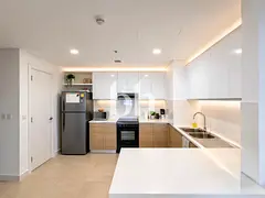 Spacious 1BR + Study | Fully Furnished | Mid Floor