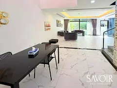 Well Maintained | Private Elevator| Prime Location
