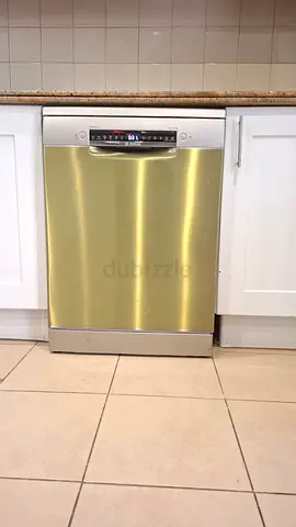 Bosch serie 4 new model dishwasher 3 racks same like new condition