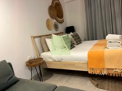 Luxurious Apartment | Premium space | paramount towers | Large size