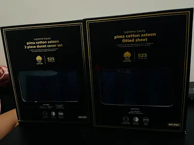 BUNDLEE New Pima Cotton Sateen 3-Piece Duvet Cover Set + Fitted Sheet (525 Thread Count) - Navy blue