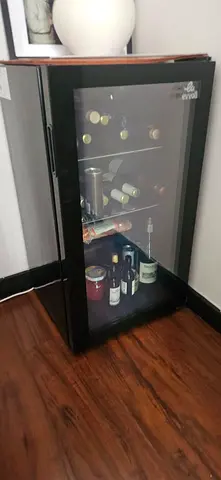 Mini fridge