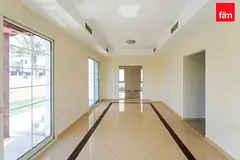 Rahat 3 Beds Stand Alone Villa Vacant Ready To Mov