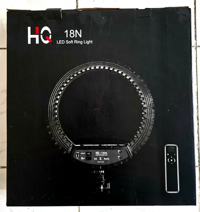 Brand new in box 18 inches Ring light