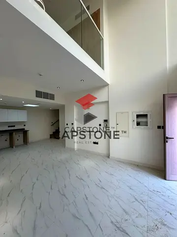 Elegant Living | Vacant 3BR | Prime Investment