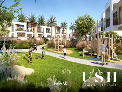 Genuine Resale | Corner Unit | Big Plot | Walking To Pool and Amenities