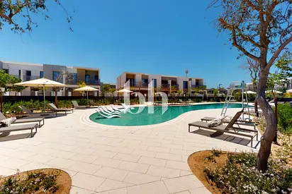 Corner Unit | Vacant on 20 May | Close to Pool