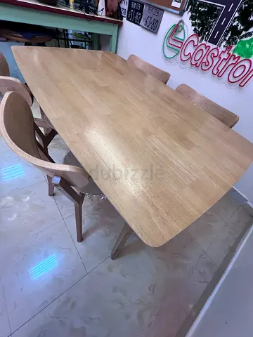 6 seater Dining Table with 4 Chairs - Light Oak Finish