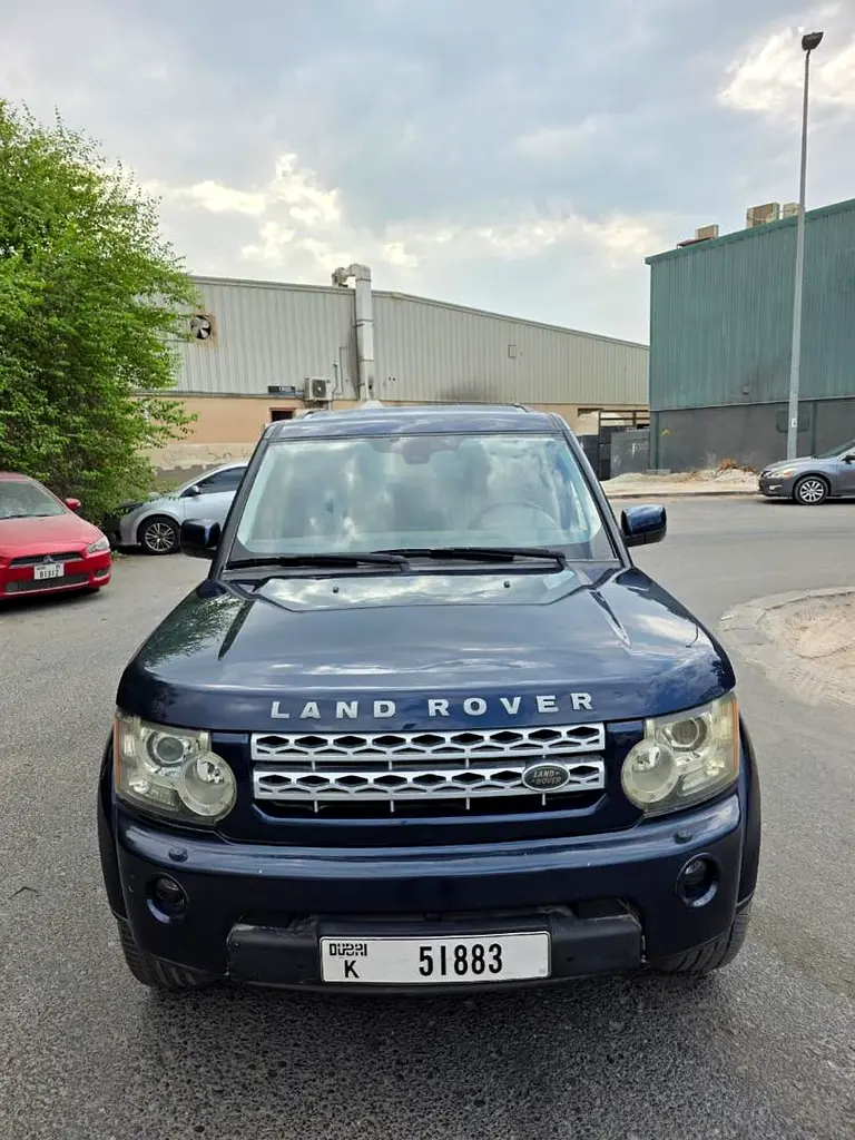 Land Rover LR4 2011 — photo 1 of 8