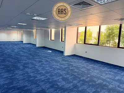 BRIGHT & SPACIOUS OFFICE | PRIME LOCATION | WALKING DISTANCE TO PUBLIC TRANSPORT