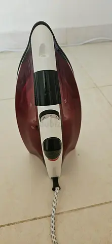 Philips Steam Iron with Water Tank - Good Working Condition