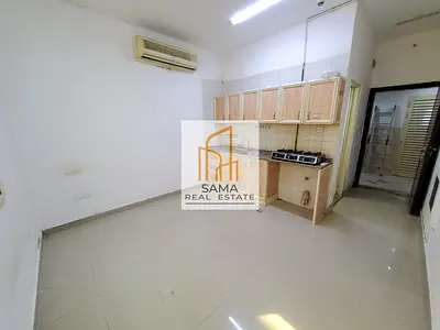Spacious studio with full cabinet kitchen close to bannu beef pulav Muwiallah rent 17k only