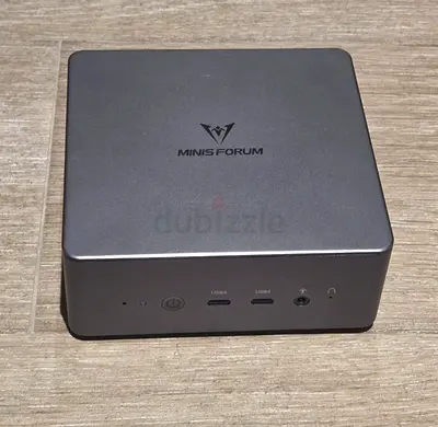 MINISFORUM UM790 Pro Mini PC AMD Ryzen 9 7940HS up to 5.2 GHz 32GB DDR5 1TB SSD with AMD Radeon 780M