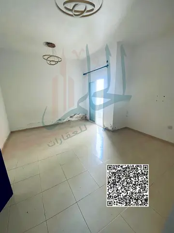 استديو مميز مع بلكونة مطبخ منفصل مساحه واسعه تكييف مركزي للإيجار السنوي
