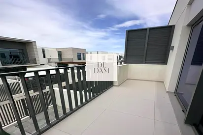 Unfurnished | Amazing Location | Next to Pool