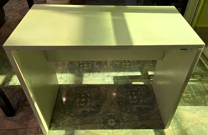 Computer table