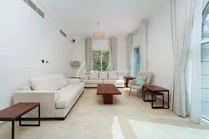 Golf Views | Large Garden 5BR | Near Amenities