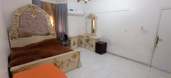 Room sharing near alain mall