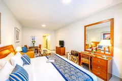 STUDIO ROOM ! FULLY FURNISHED ! WITH KITCHEN ! ALL BILLS IN !!