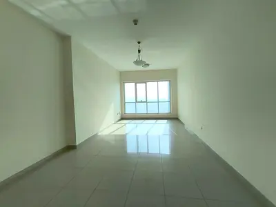 Available I Unfurnished I Sea View