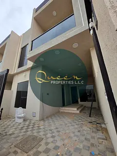 Modern villa for rent in Al Helio: 3 master bedrooms, maid’s room, 2 rooftops, spacious living are