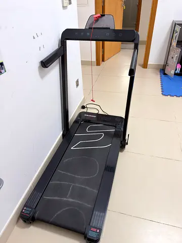 Foldable electric treadmill - light home use, good condition
