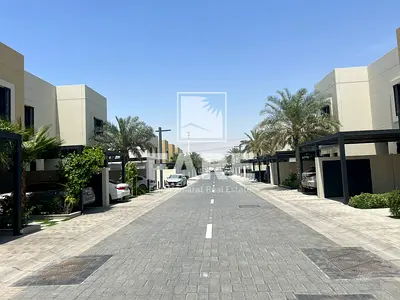 3غرف وصالة ب 5 حمامات في الشارقة المستدامة