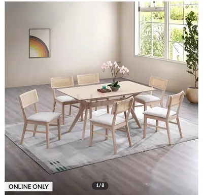 !! URGENT !! Dining table + 6 chairs