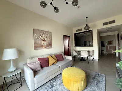 طابق عالٍ | موقع مميز في JLT | الوصول إلى المترو | مؤجر | إطلالة على جزر جميرا