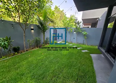 فيلا شبه منفصلة 4 غرف نوم | جميع غرف النوم الرئيسية | التملك الحر | سارو – مسار