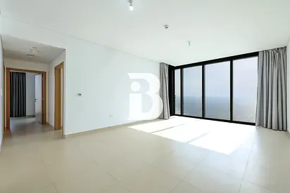 Sea Views | Spacious &amp; Bright | Vacant