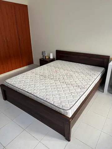 Bed With Mattress 160x200 cm Queen Size | Like New