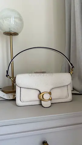 White leather Coach shoulder bag with gold hardware, original