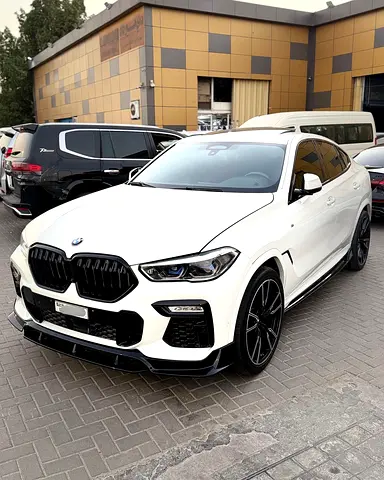 2021 BMW X6 xDrive40i M Sport - Japanese Specs - GCC Ready