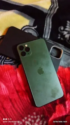 Used iPhone 11 Pro Max - Midnight Green, good condition