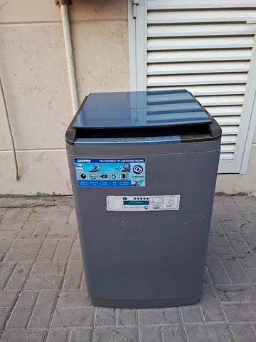 Fully automatic Geepas 8kg Topload washing machine