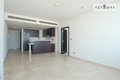 Vacant | Higher Floor | Prime Location