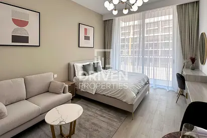 Elegant Layout | Furnished | Mid Floor Unit