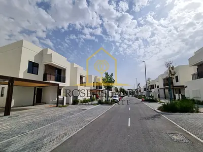 HOT Deal| Luxurious Villa|Prime Location|Vacant