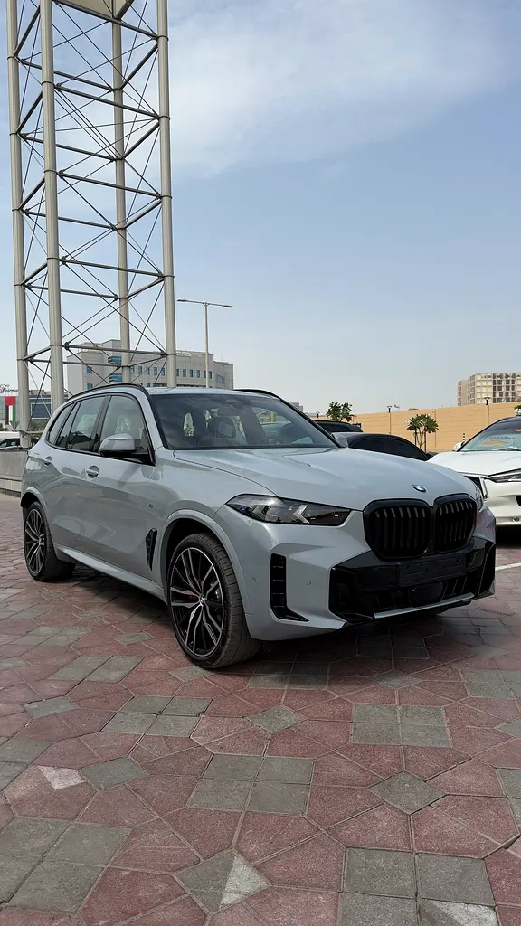 BMW X5 2026 — photo 1 of 11
