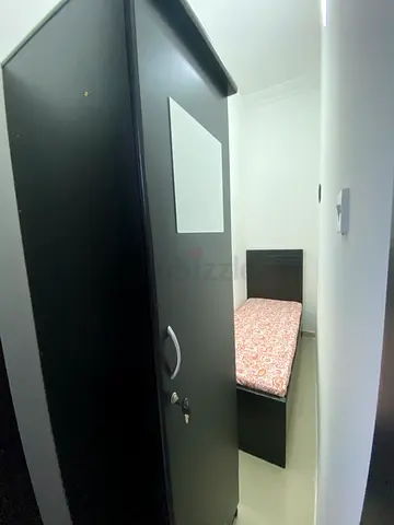 Single room near business bay metro station