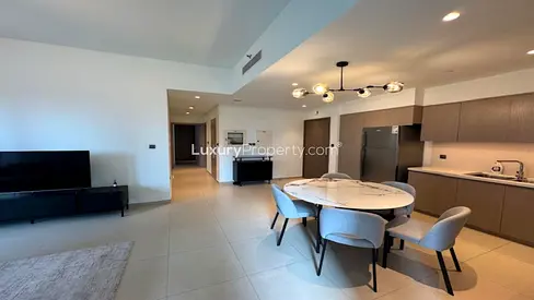 Large 2 BR | Boulevard View | Fully Furnished