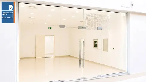 Bright Shop in Prime Commercial Location, Street Facing Unit