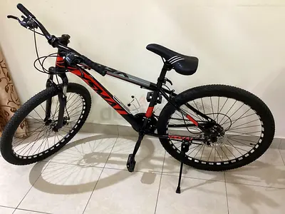26” Mountain Bike | 21 Speed | Disc Brakes | Excellent Condition