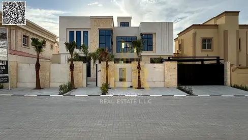 Villa with all electricity and water fees included, on the main street, ready to move in, in the most prestigious areas of Ajman. Freehold ownership f