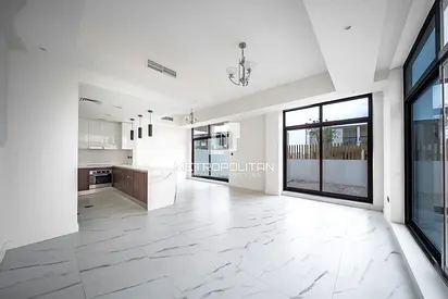 4 Bed+ Maids | Spacious Layout | Ready to move in