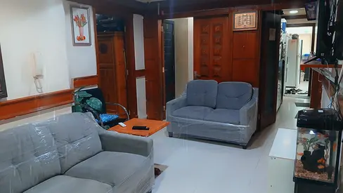 Executive partition Indian DEIRA CITY CENTER