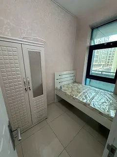 Couple partition available for rent